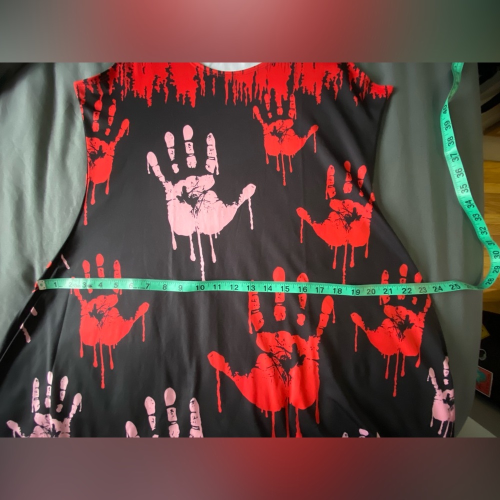 BLOODY HANDPRINT FIT & FLARE PARTY DRESS IN BLACK & RED LIKE NEW - Picture 7 of 9